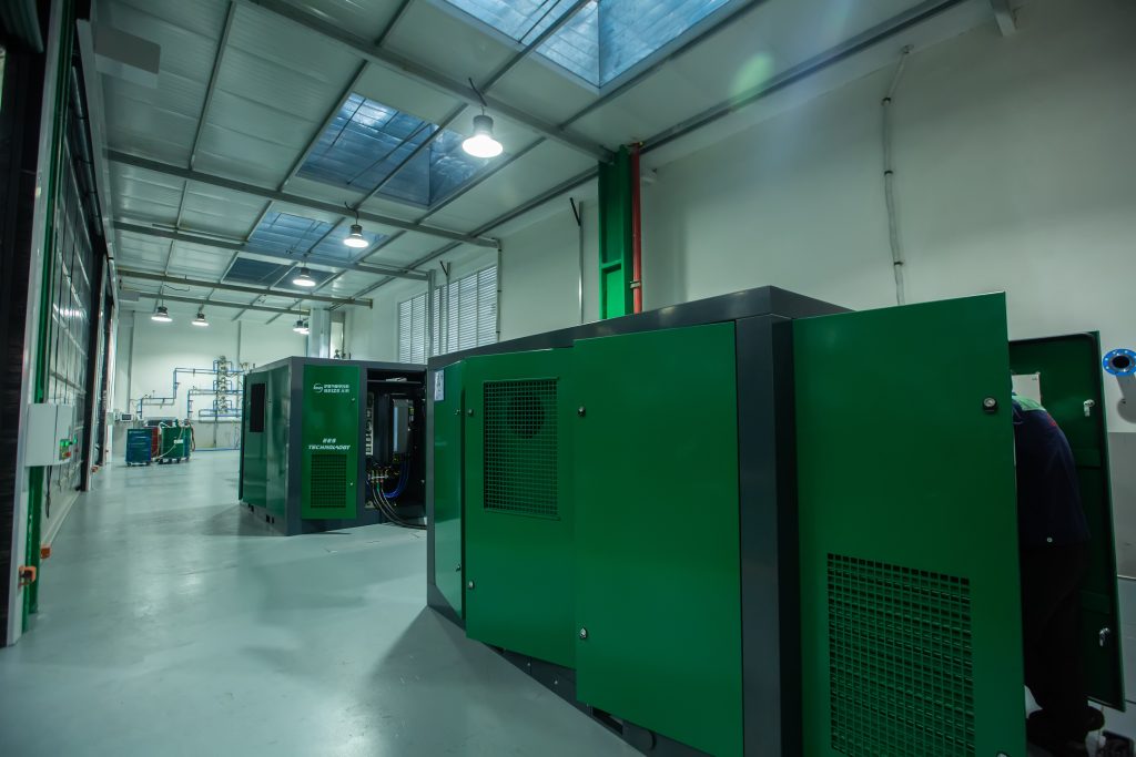 Oil-Free Screw Air Compressors – The Future of Clean, Efficient, and Reliable Industrial Air Supply